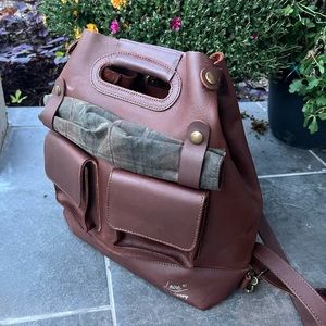 Love41 / Saddleback Leather Backpack Tote in chestnut leather.